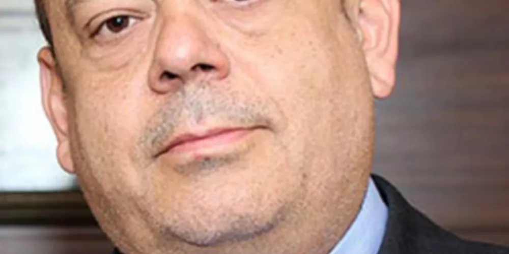 De acordo com o advogado Alexandre Buhrer, foram levados apenas documentos públicos encontrados no gabinete do vereador