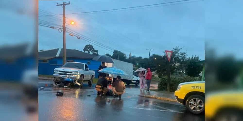 Acidente grave aconteceu na Vila Borato, no final da tarde desta terça-feira (13)