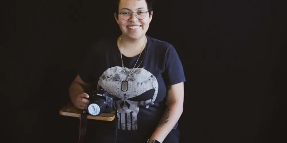 Quem ministrará o workshop é a iluminadora, cenotécnica, diretora de produção e atriz Izabelle Marques