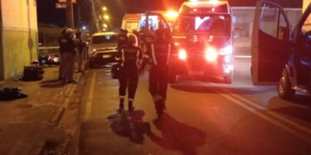 Blitz da PM foi realizada na rua Siqueira Campos, em Uvaranas