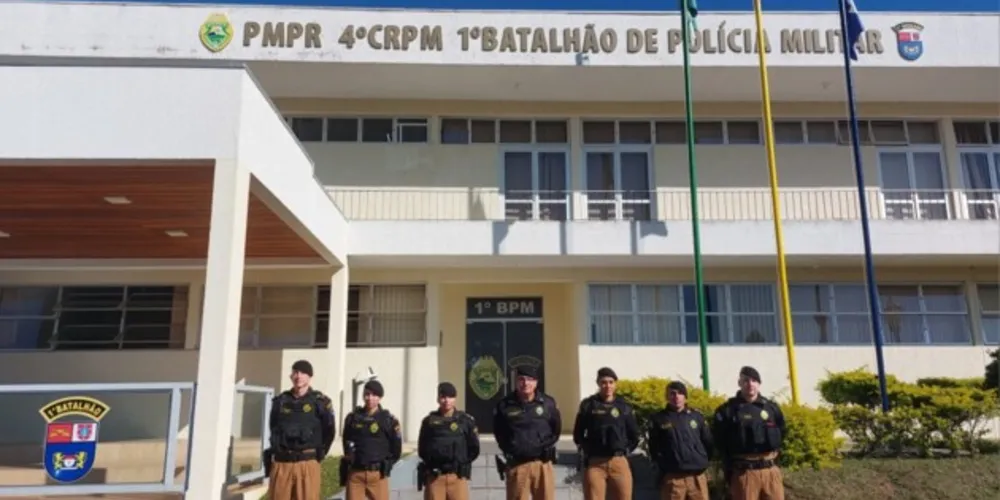 Os cadetes Anna Flávia, Fameli, Linares, Lucian, Naiverth e Wallace farão estágio no 1º BPM