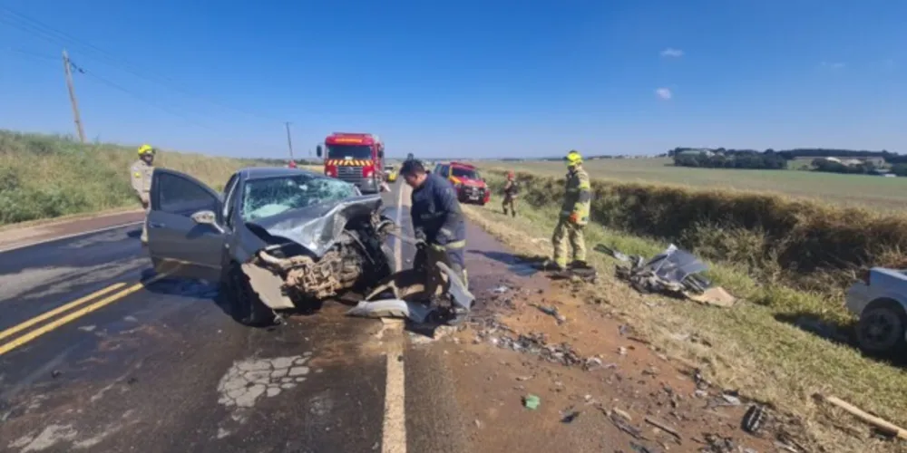 Colisão aconteceu na manhã desta quarta-feira (24), em Castrolanda