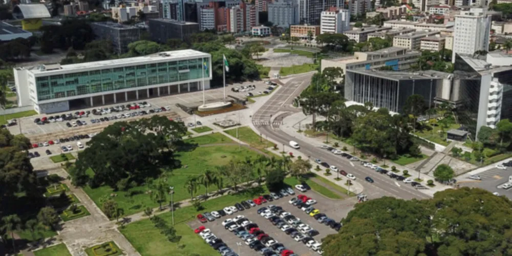 O valor é 12,6% maior do que o estimado no orçamento deste ano, de R$ 56,6 bilhões. O aumento leva em consideração o crescimento econômico do Estado