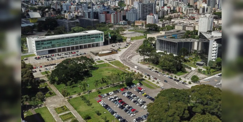 O valor é 12,6% maior do que o estimado no orçamento deste ano, de R$ 56,6 bilhões. O aumento leva em consideração o crescimento econômico do Estado