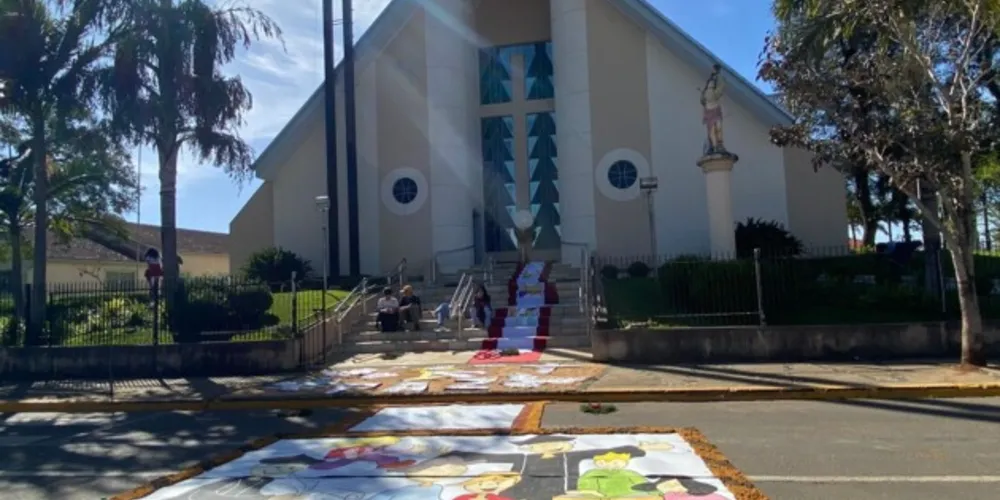 A decoração que ganhou as ruas do ano passado, em Ortigueira