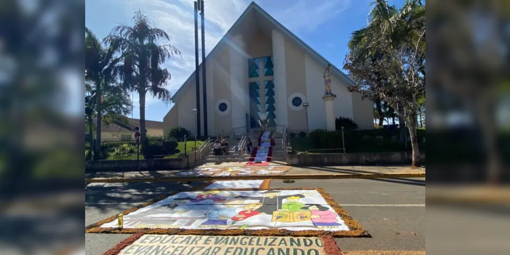 A decoração que ganhou as ruas do ano passado, em Ortigueira