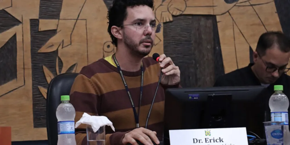 PL de autoria do vereador Dr Erick recebeu 10 votos contrários na sessão desta segunda-feira (12); Parlamentares citaram a pomba como símbolo local