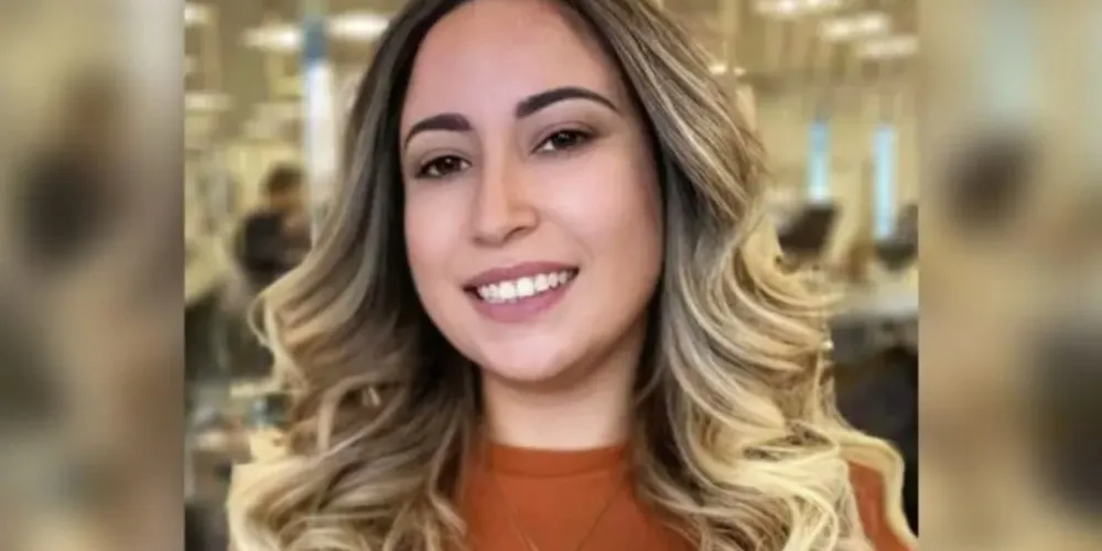 Franciele estava no banco do passageiro e teria sido morta a facadas