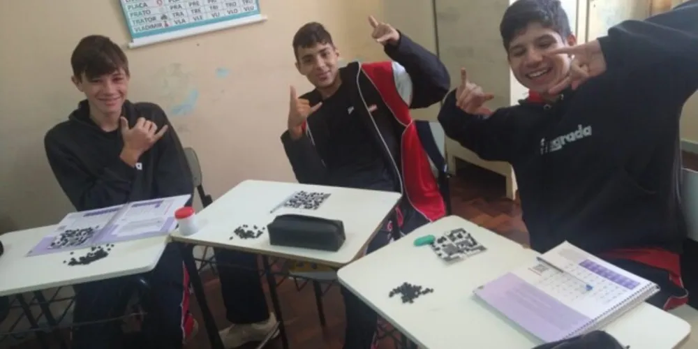 A atividade reforçou os conceitos desenvolvidos em sala de maneira prazerosa e divertida