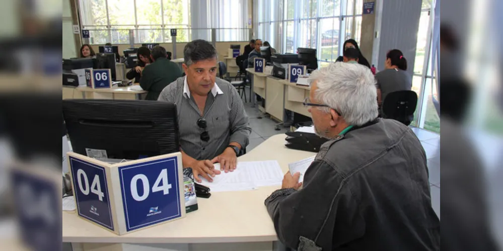 Maior parte das categorias no funcionalismo municipal não possuía definição para projeção de carreira, especialmente os assistentes e auxiliares administrativos