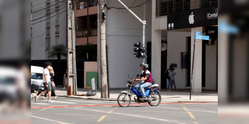 Ciclomotores e bicicletas elétricas precisam seguir recomendações de segurança