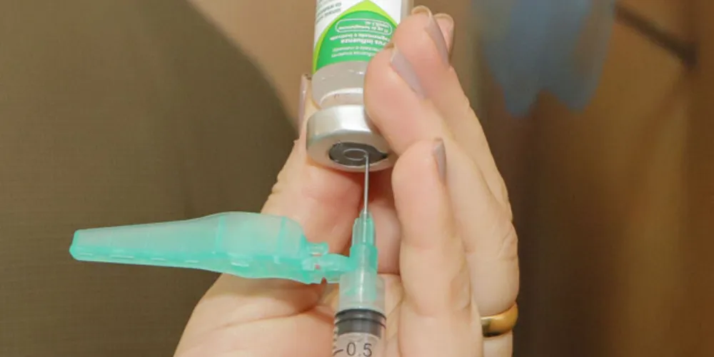 Algumas prefeituras já vinham disponibilizando doses para todos os públicos, dentro da sua estratégia de imunização