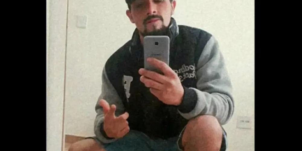 Rapaz está sendo velado na capela da Funerária Princesa