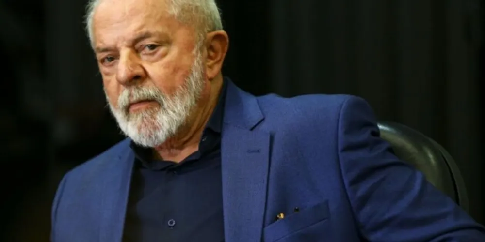 Presidente afirmou que a fase ruim da equipe pode estar relacionada a um “momento antidemocrático” vivenciado pelo país