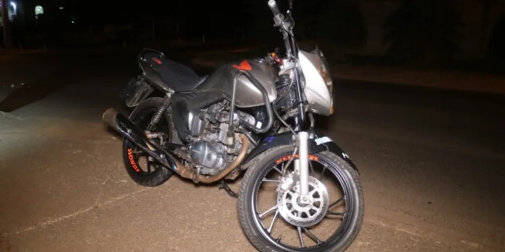 Colisão levou ao solo casal, que apresentou ferimentos leves e foi encaminhado até a UPA Santana