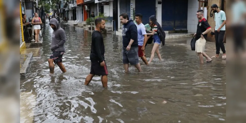 El Niño já se formou e tende a se fortalecer ao longo do inverno