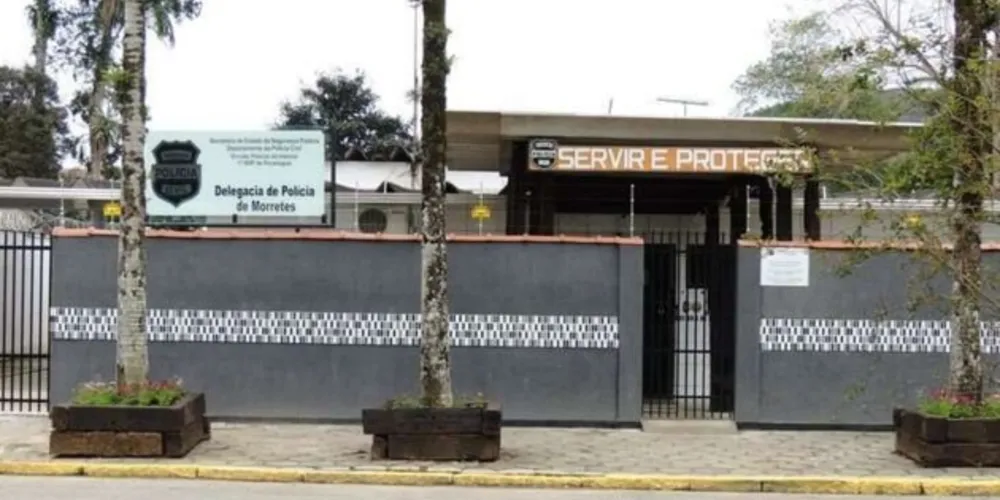 No último sábado (20), dois veículos se envolveram em um acidente na BR-277 na altura de Morretes