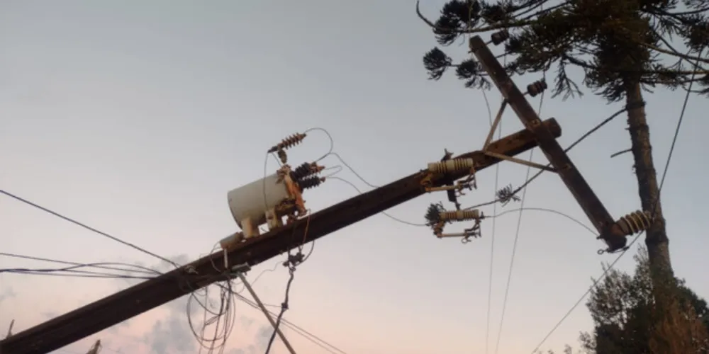 Estragos foram registrados também na região dos Campos Gerais