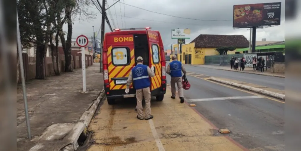 Ocorrência foi registrada numa escola na Avenida Carlos Cavalcanti