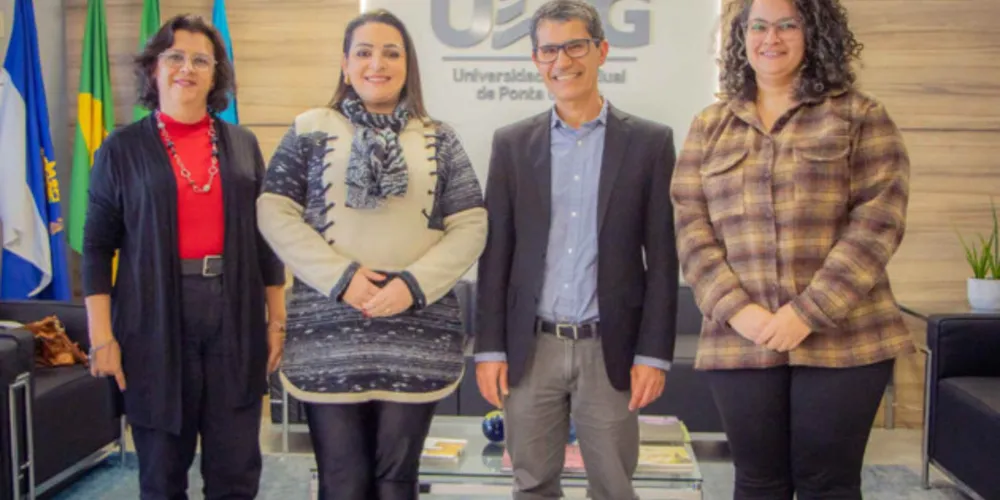 O encontro definiu os próximos passos da parceria, que irá elaborar projetos arquitetônicos e estruturais para os municípios da associação