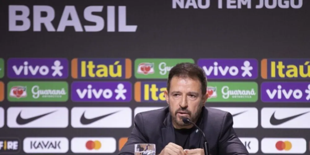 Ayrton Lucas, Vanderson, Joelinton e Nino são os estreantes da lista