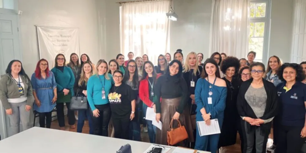 O evento reuniu representantes de diferentes setores de Ponta Grossa