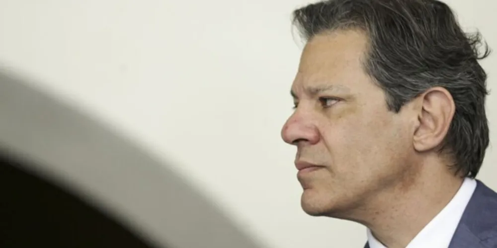 Haddad afirmou que juros acima dos 10% estão muito pesados para a economia