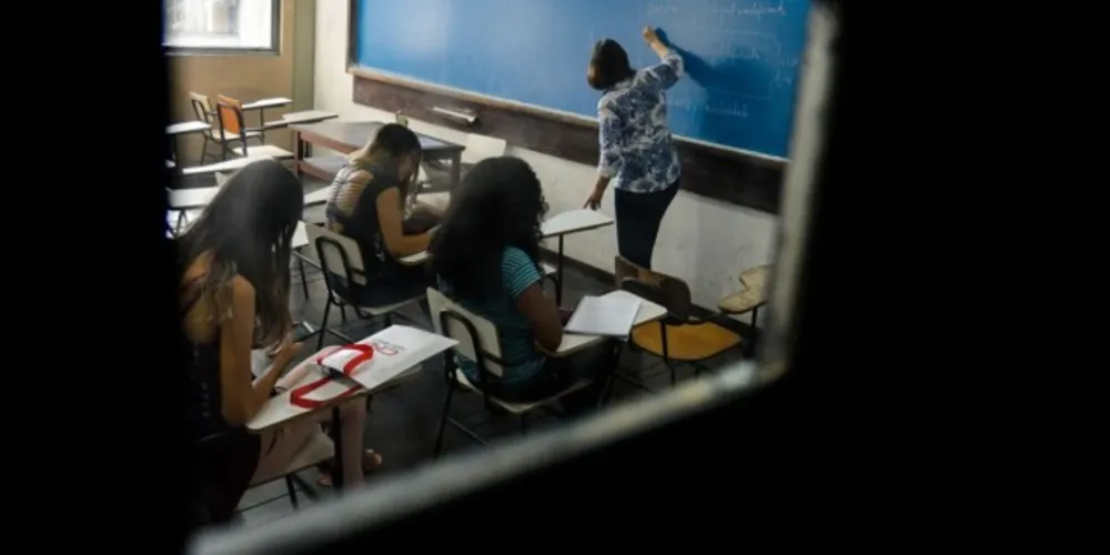 Pelo menos 23% das pessoas ouvidas na pesquisa avaliaram a educação pública como ruim ou péssima