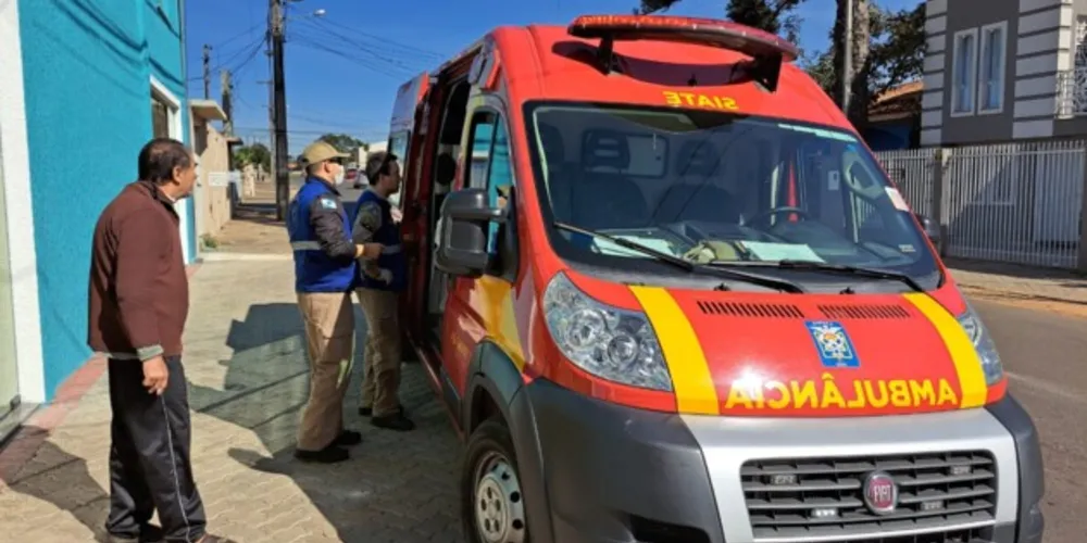 A jovem foi abordada pelos socorristas na Rua Leopoldo Froes