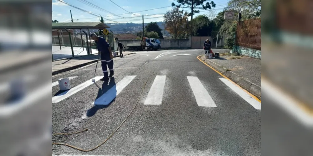 Prefeitura intensifica sinalização de trânsito em PG