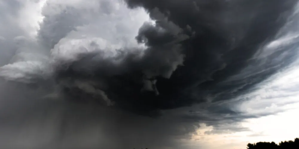 Ciclone extratropical passa pelo PR nesta quinta-feira