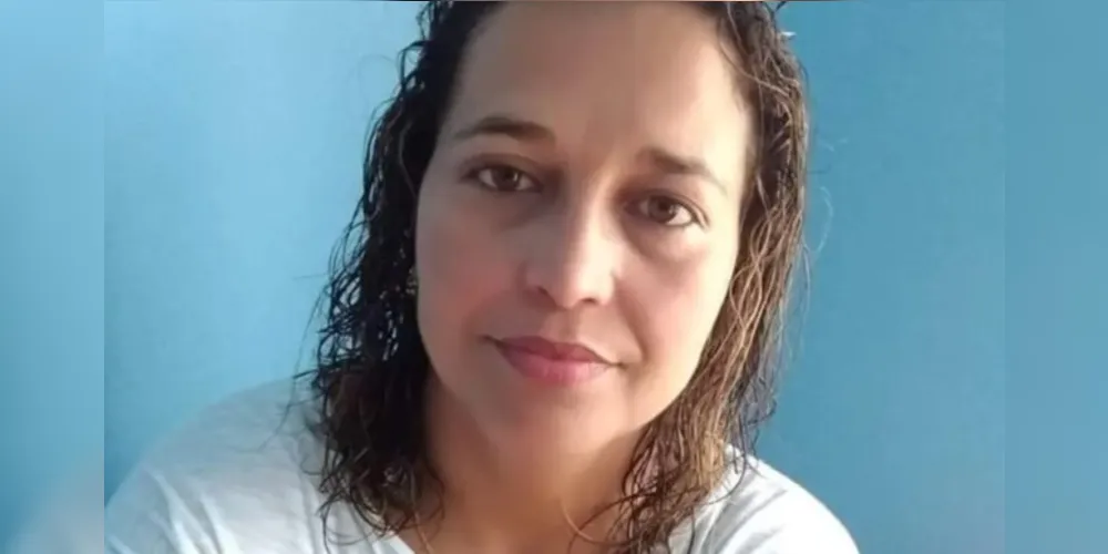 Mulher tinha 42 anos e morreu após ser atropelada por um trem