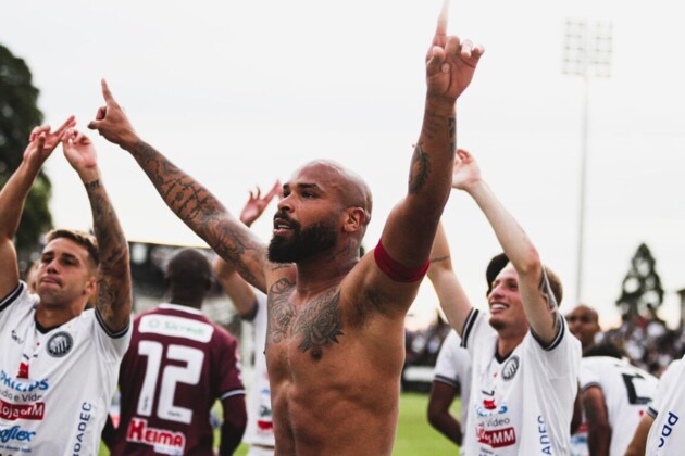 Paulo Sérgio (foto) foi titular na derrota para o Botafogo (PB) na estreia da Série C