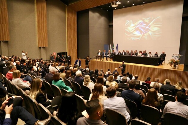 Evento foi realizado no auditório da Acipg, em Ponta Grossa