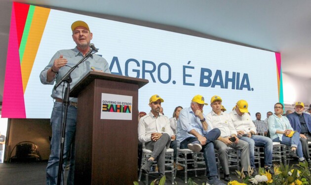 Ministro Carlos Fávaro participou da abertura da Bahia Farm Show
