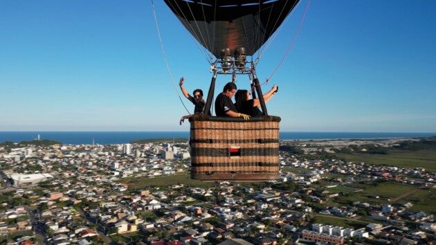 Durante os três dias de evento, acontece o Festival de Balonismo