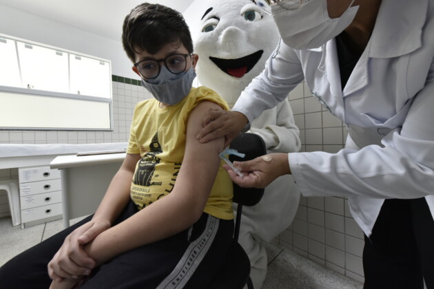 Secretário de Saúde, Beto Preto, reforça importância da vacinação