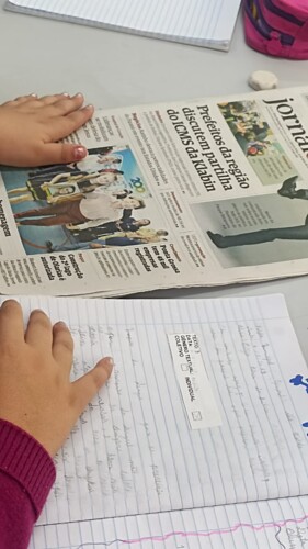 Além de auxiliar nas atividades curriculares, a dinâmica foi para muitos dos alunos o primeiro contato com o jornal impresso