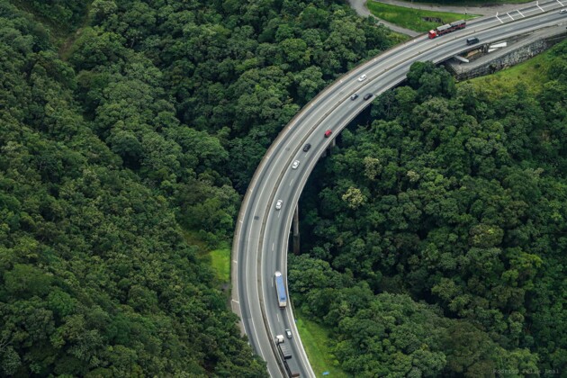 Ao todo, o programa de concessões foi dividido em seis lotes e conta com 3,3 mil quilômetros de rodovias federais e estaduais