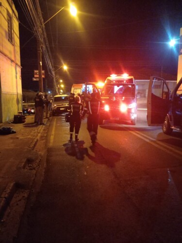 Blitz da PM foi realizada na rua Siqueira Campos, em Uvaranas