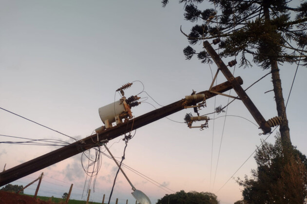 Estragos foram registrados também na região dos Campos Gerais