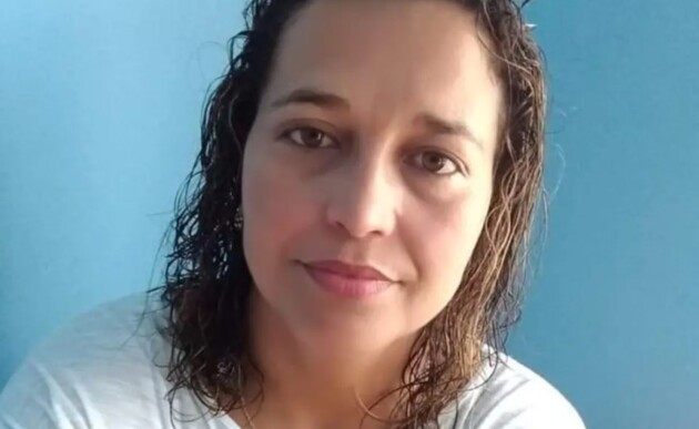 Mulher tinha 42 anos e morreu após ser atropelada por um trem