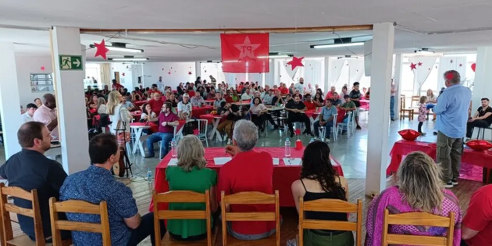 Lideranças municipais e estaduais prestigiaram o evento