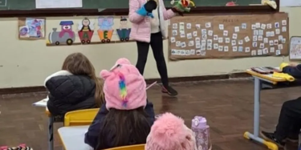 Alunos puderam visitar outras turmas para realizar apresentações