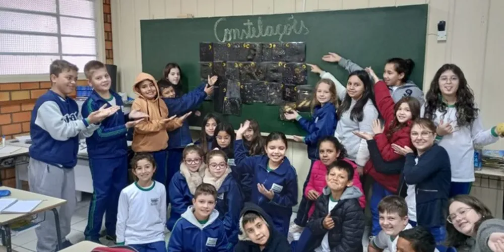 Trabalho rendeu um 'mapa astronômico' criado pelos educandos