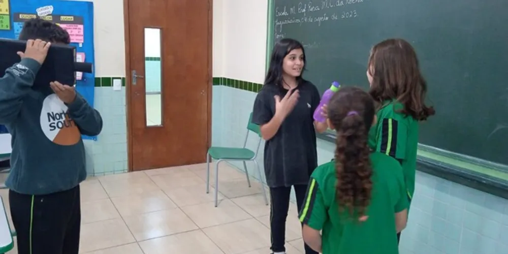 Educandos puderam simular seu próprio telejornal em sala de aula