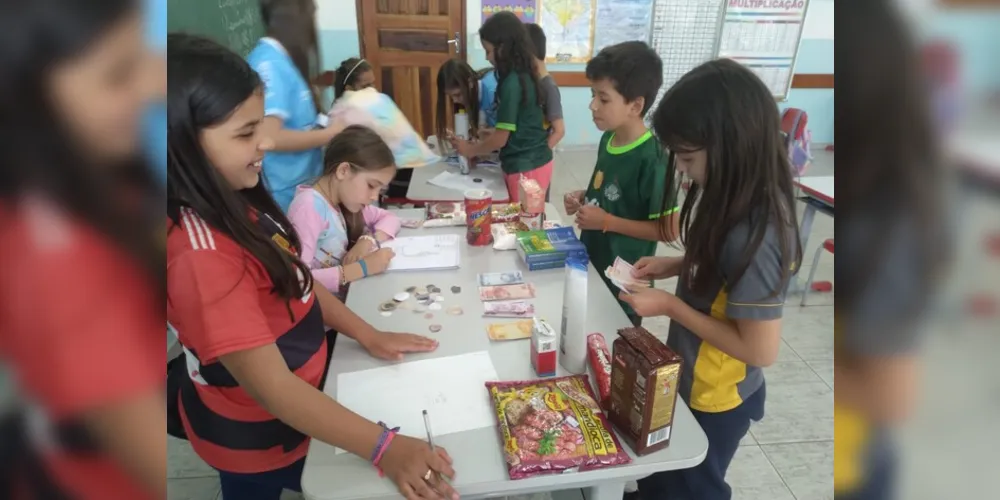 Estudantes puderam aplicar conceitos de forma prática em sala de aula