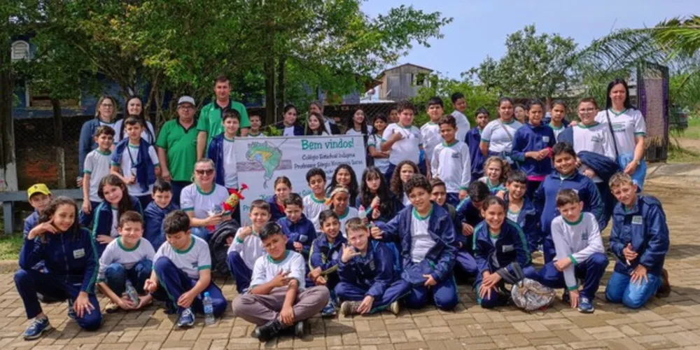 Docente destaca proposta boa e produtiva para alunos conhecerem cultura diversificada