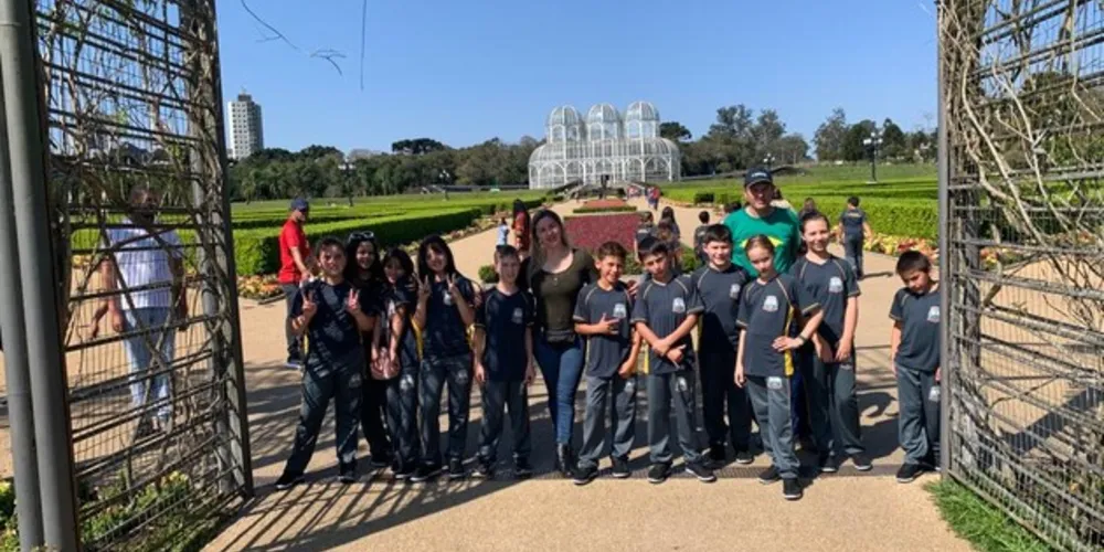Museu Oscar Niemeyer, Jardim Botânico e Parque Barigui foram locais de visitação da turma