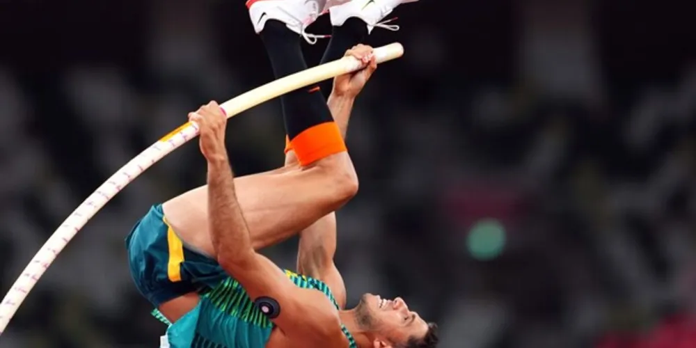 Thiago Braz conquistou o ouro olímpico na prova do salto com vara nos Jogos de 2016